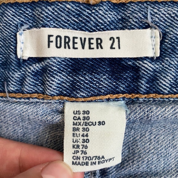 Ripped jeans - Picture 3 of 4